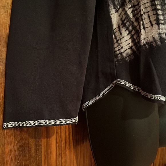 B.L.E.U. Hooded Long Sleeve Cotton Tunic - Picture 4 of 7